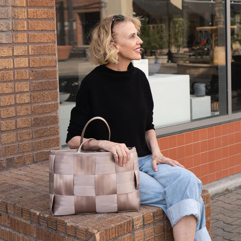 Large Audrey Tote / Champagne - Image 2