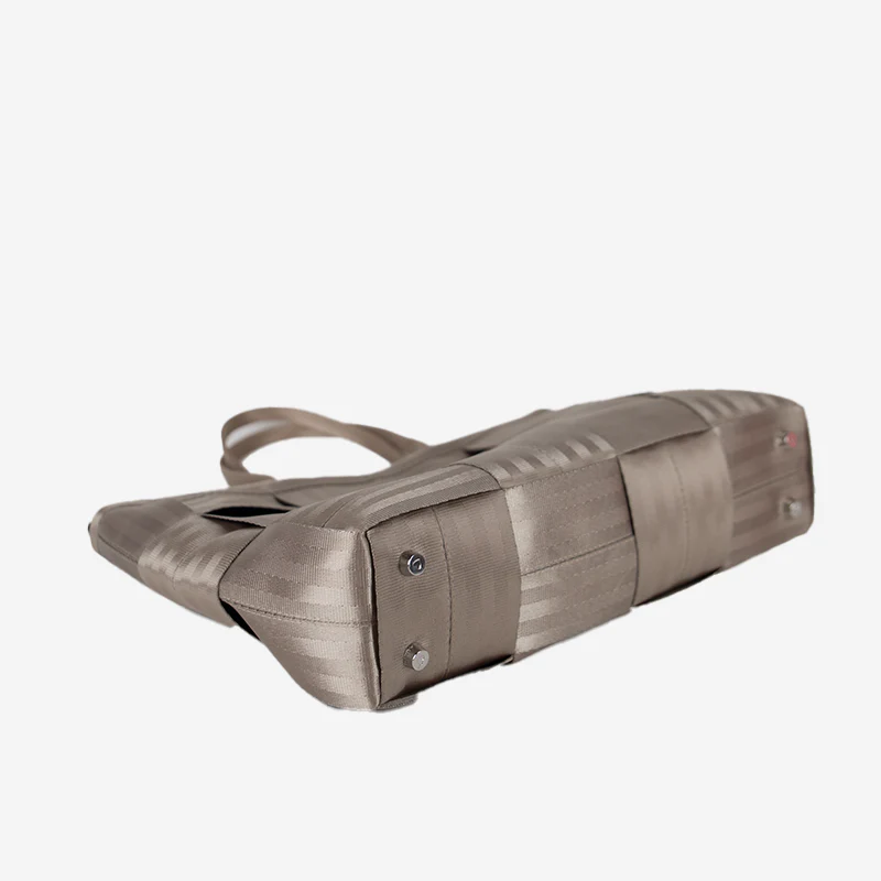 Large Audrey Tote / Champagne - Image 4