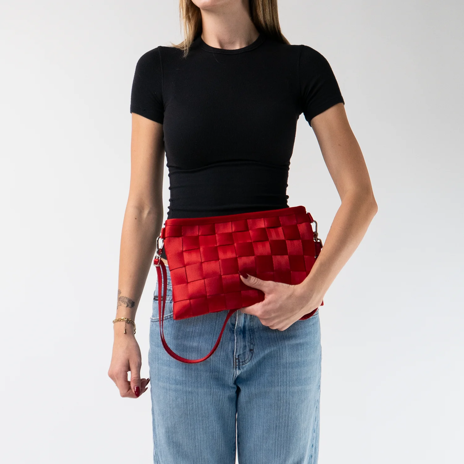 Large Hip Pack / Scarlet - Image 2