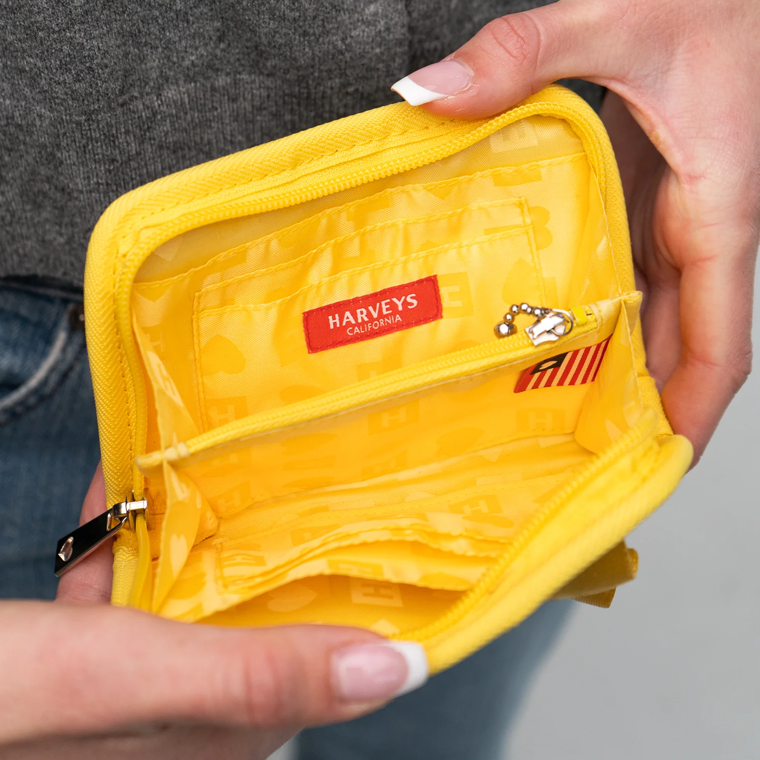 Lola Fun Size Wallet / Buttercup - Image 6