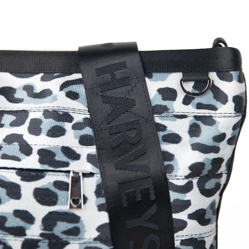 Medium Boat Tote / Ice Leopard - Image 4