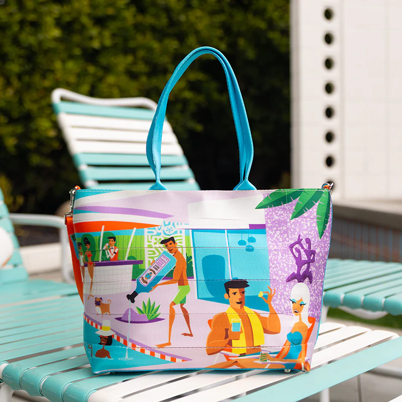Medium Streamline Tote / Shag Mammoth Martini - Image 6